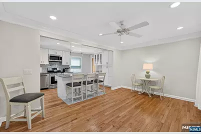 410 Chestnut Street, Paramus, NJ 07652 - Photo 21