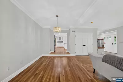 410 Chestnut Street, Paramus, NJ 07652 - Photo 19