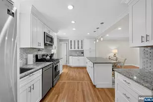 410 Chestnut St, Paramus, NJ 07652 - Photo 25