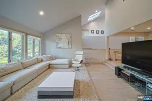 570 Grandview Terrace, Leonia, NJ 07605 - Photo 11