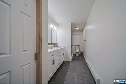 570 Grandview Terrace, Leonia, NJ 07605 - Photo 29