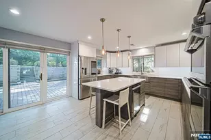 570 Grandview Terrace, Leonia, NJ 07605 - Photo 13