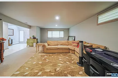 570 Grandview Terrace, Leonia, NJ 07605 - Photo 19