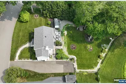 237 Woodfield Road, Washington Township, NJ 07676 - Photo 25