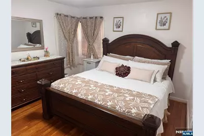 147 Merritt Avenue, Bergenfield, NJ 07621 - Photo 31