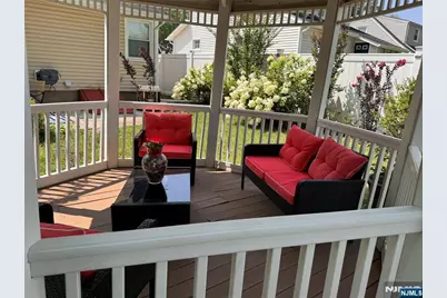 147 Merritt Avenue, Bergenfield, NJ 07621 - Photo 23