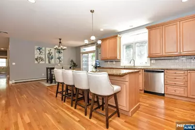 2 Concord Court, Mahwah, NJ 07430 - Photo 17