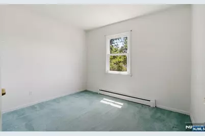 11 Ray Avenue, Leonia, NJ 07605 - Photo 15