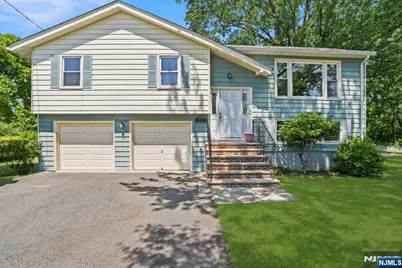 11 Ray Avenue, Leonia, NJ 07605 - Photo 1
