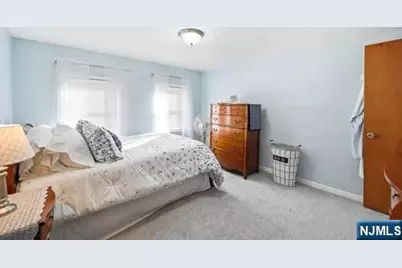 309 Erie Avenue, Midland Park, NJ 07432 - Photo 29