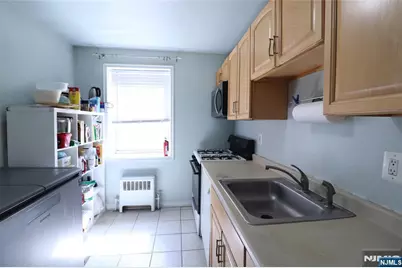 2330 Linwood Avenue 3D #3D, Fort Lee, NJ 07024 - Photo 5