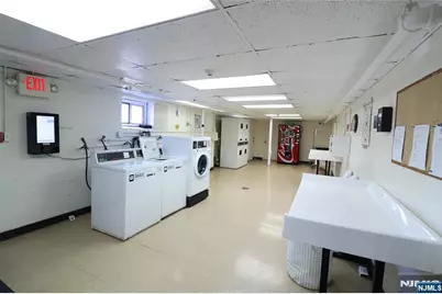 2330 Linwood Avenue 3D #3D, Fort Lee, NJ 07024 - Photo 11