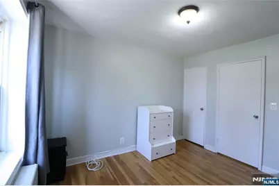 2330 Linwood Avenue 3D #3D, Fort Lee, NJ 07024 - Photo 9