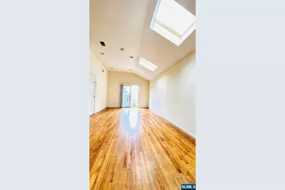38 Vroom Street, Jersey City, NJ 07306 - Photo 15