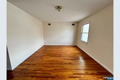 38 Vroom Street, Jersey City, NJ 07306 - Photo 21