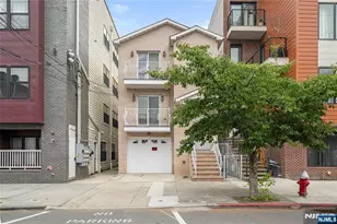 38 Vroom St, Jersey City, NJ 07306 - Photo 1