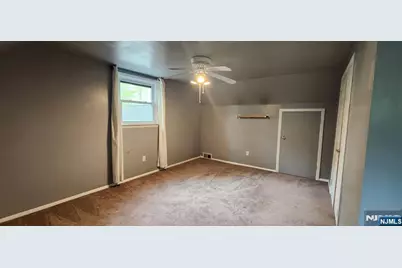 45 Campbell Avenue, Woodcliff Lake, NJ 07677 - Photo 17