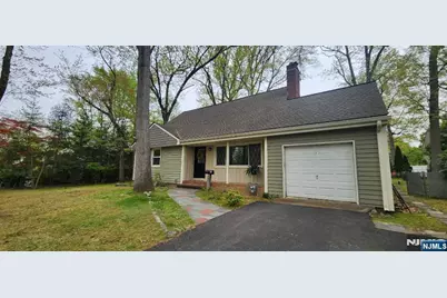 45 Campbell Avenue, Woodcliff Lake, NJ 07677 - Photo 3