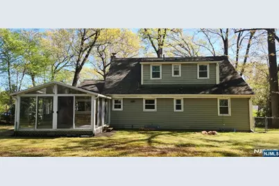 45 Campbell Avenue, Woodcliff Lake, NJ 07677 - Photo 5