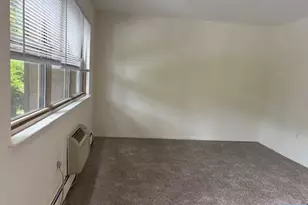 117 Treetop 61, Bloomingdale, NJ 07403 - Photo 13