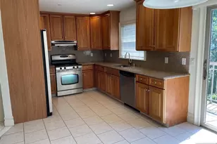 236 Myrtle Ave 236, Fort Lee, NJ 07024 - Photo 3