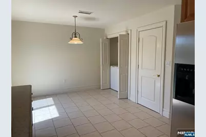 236 Myrtle Avenue 236 #236, Fort Lee, NJ 07024 - Photo 5