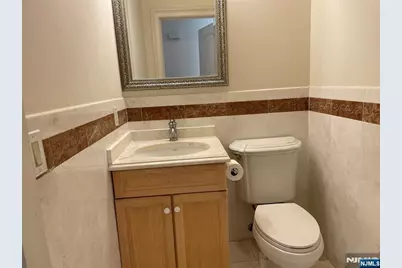 236 Myrtle Avenue 236 #236, Fort Lee, NJ 07024 - Photo 11