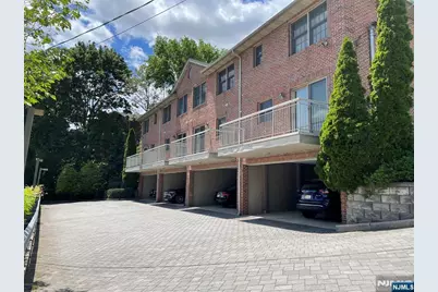 236 Myrtle Avenue 236 #236, Fort Lee, NJ 07024 - Photo 1