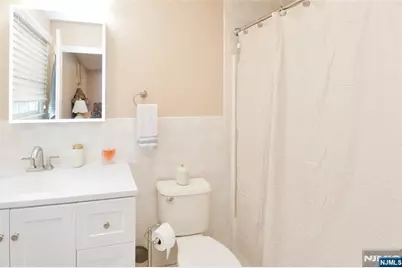 120 Corabelle Avenue, Lodi, NJ 07644 - Photo 21