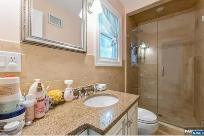 107 Hudson Avenue, Tenafly, NJ 07670 - Photo 35
