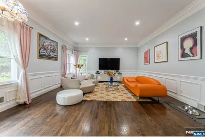 107 Hudson Avenue, Tenafly, NJ 07670 - Photo 11
