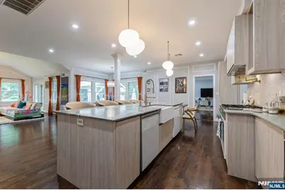 107 Hudson Avenue, Tenafly, NJ 07670 - Photo 15