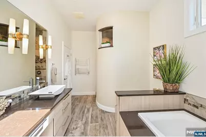 22 Center Street, Closter, NJ 07624 - Photo 9