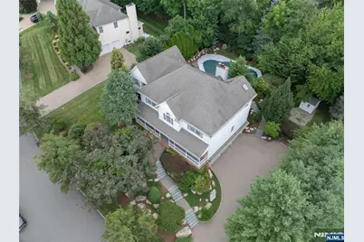 1 Concord Court, Mahwah, NJ 07430 - Photo 47