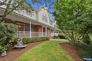 1 Concord Ct, Mahwah, NJ 07430 - Photo 3