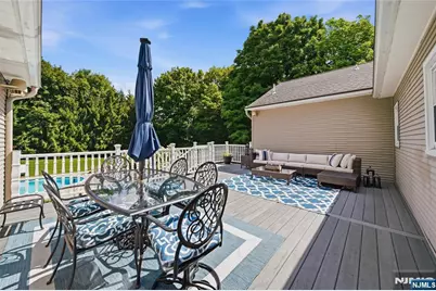 19 Robin Road, Mahwah, NJ 07430 - Photo 37