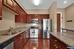 22 Ave At Port Imperial 512, West New York, NJ 07093 - Photo 11