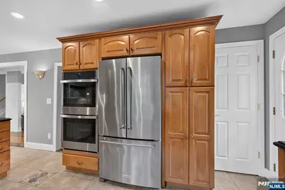 415 Lincoln Avenue, Glen Rock, NJ 07452 - Photo 23