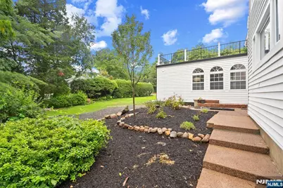415 Lincoln Avenue, Glen Rock, NJ 07452 - Photo 27