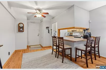3020 Edwin Avenue 2C #2C, Fort Lee, NJ 07024 - Photo 9