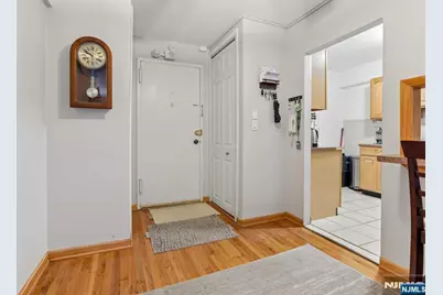 3020 Edwin Avenue 2C #2C, Fort Lee, NJ 07024 - Photo 3