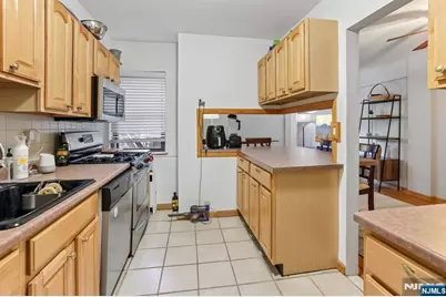 3020 Edwin Avenue 2C #2C, Fort Lee, NJ 07024 - Photo 13
