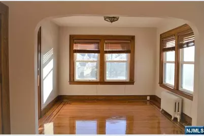 217 Tontine Avenue 2 #2, Lyndhurst Township, NJ 07071 - Photo 7