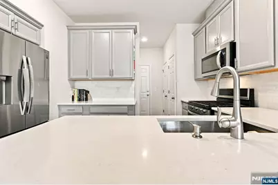 14 Leahy Drive, Wood Ridge, NJ 07075 - Photo 21