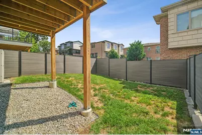 66B Henry Avenue, Palisades Park, NJ 07650 - Photo 35
