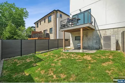 66B Henry Avenue, Palisades Park, NJ 07650 - Photo 37