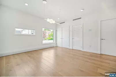 66B Henry Avenue, Palisades Park, NJ 07650 - Photo 17