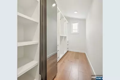 66B Henry Avenue, Palisades Park, NJ 07650 - Photo 25