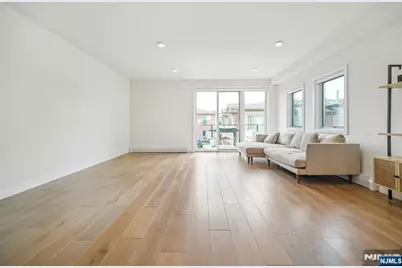 66B Henry Avenue, Palisades Park, NJ 07650 - Photo 9