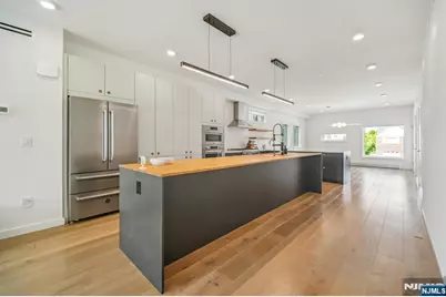 66B Henry Avenue, Palisades Park, NJ 07650 - Photo 3